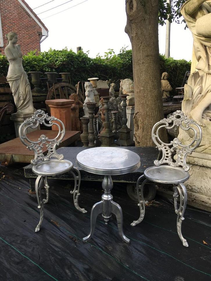 Zeldzame ‘ La Dentelière’ stoeltjes + wijntafeltje, Tuin en Terras, Tuinsets en Loungesets, Zo goed als nieuw, Aluminium, Ophalen