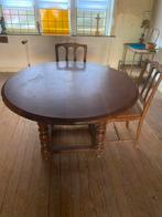 Mooie stevige tafel met 2 gratis stoelen, Huis en Inrichting, Tafels | Eettafels, Ophalen, Gebruikt