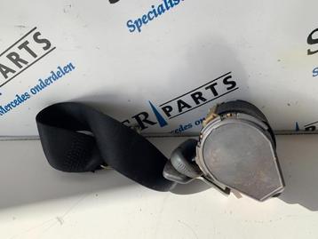 Veiligheidsgordel links-achter van een Mercedes C-Klasse beschikbaar voor biedingen