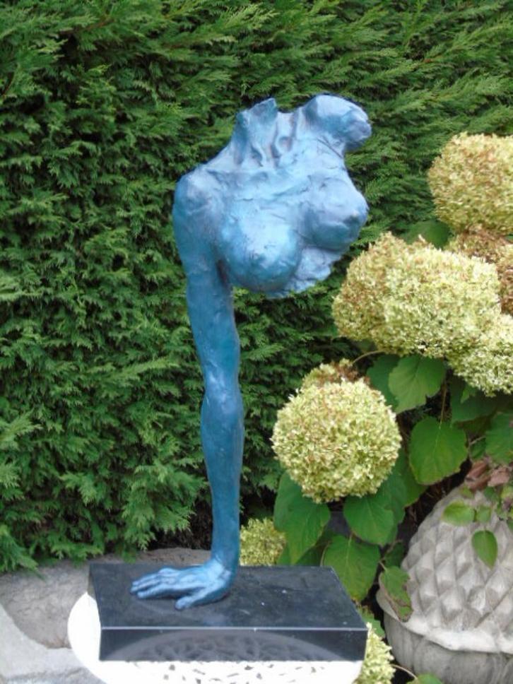 gesigneerde groene bronzen naakte vrouwelijke buste, NICK, Antiek en Kunst, Antiek | Brons en Koper, Brons, Ophalen