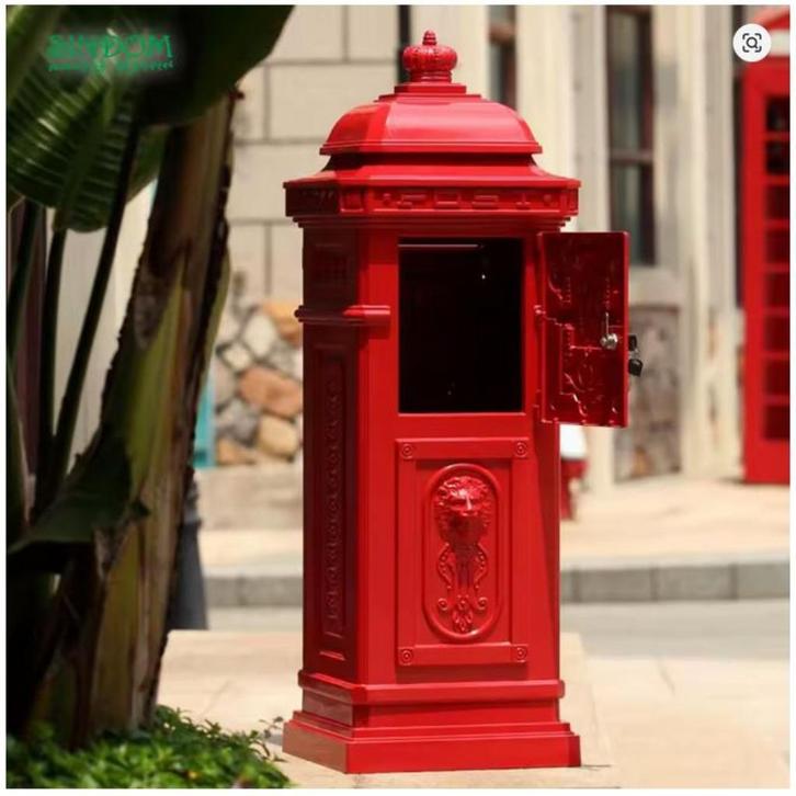 Grote Chique Nostalgische Staande Brievenbus. Rood  NIEUW, Tuin en Terras, Brievenbussen, Nieuw, Staande brievenbus, Verzenden