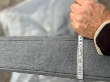 Mooie zitkussens 60x70 cm en 10cm dik beschikbaar voor biedingen