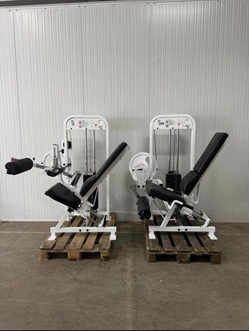 Paramount Leg curl / Leg extension / 2 machines / legs, Enlèvement, Utilisé, Bras, Autres types