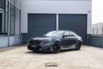 BMW M5 M5 PLUG IN-ACC-CARBON-KEYLESS FROZEN GREY-BELGISCH, 4 deurs, 4395 cc, Leder, Bedrijf