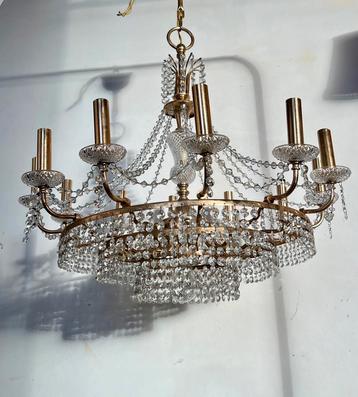 Vintage kristallen kroonluchter beschikbaar voor biedingen