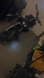 Mbk stunt, Fietsen en Brommers, Ophalen, Zo goed als nieuw