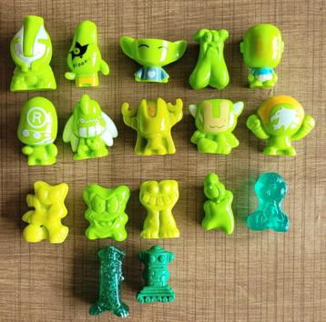 Gogo's Crazy Bones: groot lot met 136 verschillende figuurtj