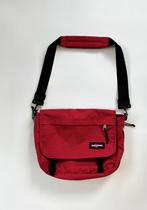 Sac à bandoulière/ cartable Eastpak - rouge, Bijoux, Sacs & Beauté, Sacs | Cartables, Envoi, Comme neuf, Rouge, Sac à bandoulière