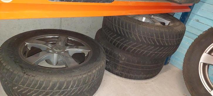 pneus d'hiver, Autos : Pièces & Accessoires, Pneus & Jantes, Pneus et Jantes, Pneus hiver, 16 pouces, 225 mm, Véhicule de tourisme