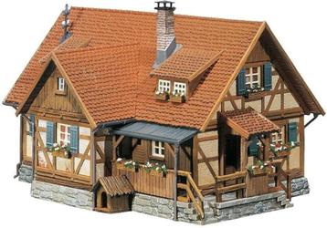 Faller | Modelbouw | landelijk huis | villa | diorama  beschikbaar voor biedingen