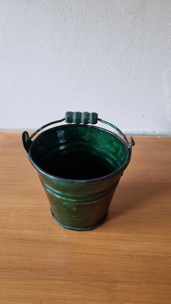 Metalen emmertje 7cm donker groen, Tuin en Terras, Bloempotten, Nieuw, Metaal, Binnen, Balkon, Minder dan 40 cm, Minder dan 25 cm