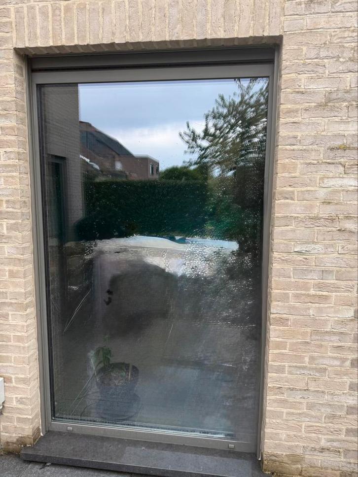 Aluminium vast raam profel met screen, Doe-het-zelf en Bouw, Raamkozijnen en Schuifdeuren, Gebruikt, Raamkozijn, Aluminium, 150 tot 225 cm