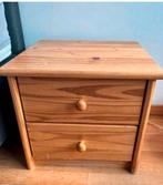 Table de chevet en bois Bois massif, Maison & Meubles, Enlèvement, Utilisé, Bois