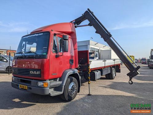 DAF LF 55.180 4x2 Dagcab - Handgeschakeld - 223.000KM - Hiab, Auto's, Vrachtwagens, ABS, DAF, Diesel, Handgeschakeld