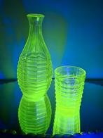 uranium karaf met drinkglas, Antiek en Kunst, Antiek | Glaswerk en Kristal, Ophalen of Verzenden