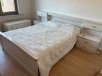 Bed, nachtkastjes, commode, Ophalen