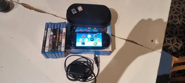 PlayStation Vita PCH-1004 - Volledig zwart, Games en Spelcomputers, Spelcomputers | Overige, Ophalen