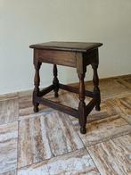 Antieke Engelse joint stool / krukje uit de 18e eeuw, Verzenden