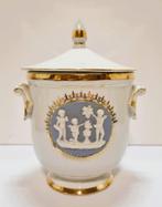 Porseleinen potje met Wedgwood medallion., Ophalen of Verzenden