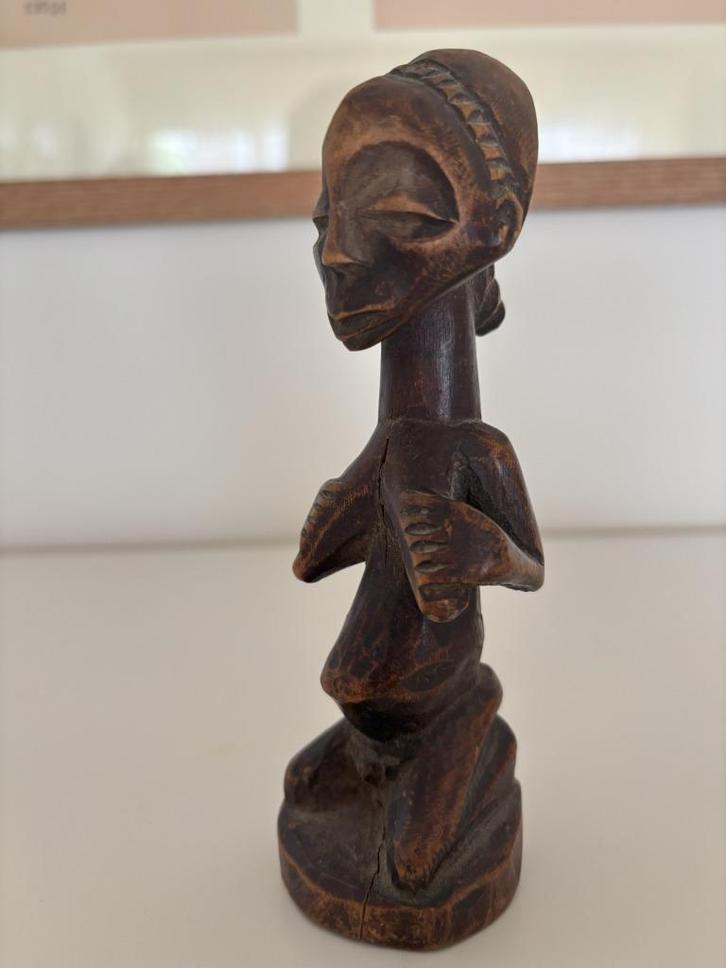 Luba beeldje uit Congo, Antiek en Kunst, Kunst | Niet-Westerse kunst, Ophalen of Verzenden