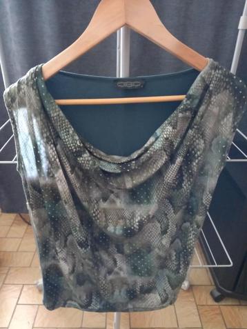 Mouwloze shirt  beschikbaar voor biedingen