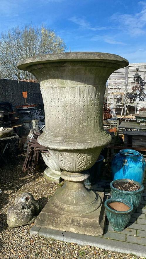 Zeer grote antieke tuinvaas 1.80 cm ongeveer, Antiquités & Art, Antiquités | Vases, Enlèvement ou Envoi