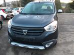 Dacia 7-zits Lody benzine 8/2015, Auto's, Dacia, 4 cilinders, 7 zetels, Lodgy, Handgeschakeld