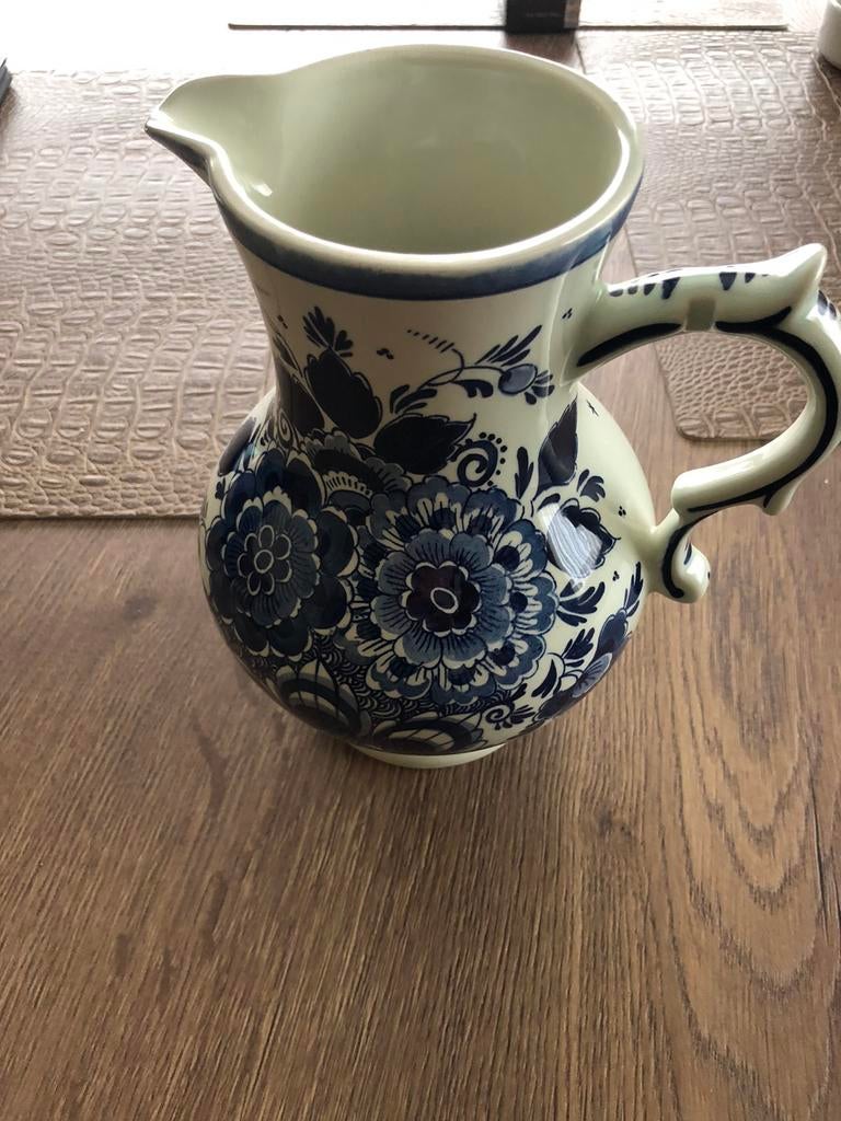 Delft blauw vaasje met certificaat, Enlèvement
