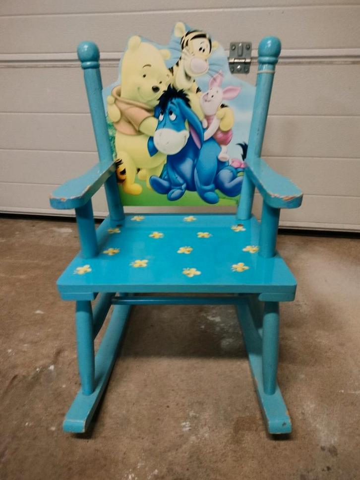 Winnie de Pooh kinderschommelstoel, Kinderen en Baby's, Kinderkamer | Tafels en Stoelen, Gebruikt, Stoel(en), Ophalen