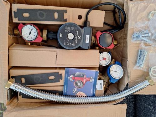 Grundfos UPS 25-60 180 Circulatiepomp, Doe-het-zelf en Bouw, Verwarming en Radiatoren, Nieuw, Cv-ketel of Combi-ketel, Ophalen of Verzenden