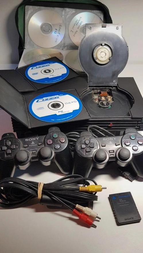 Ps2 Swap magic Version 3.8 avec 70 jeux, Games en Spelcomputers, Spelcomputers | Sony PlayStation 2, Gebruikt, Phat, Zwart, Met 2 controllers