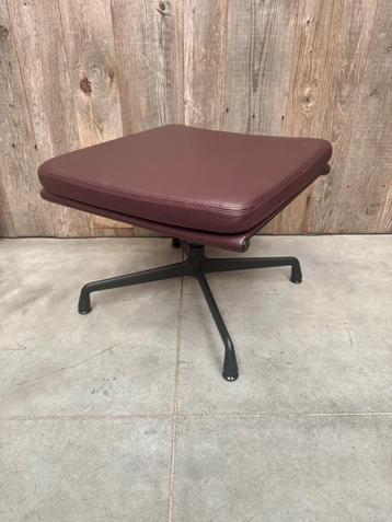 VITRA Ottoman Soft Pad leder kruk EA223 Lounge design Eames beschikbaar voor biedingen