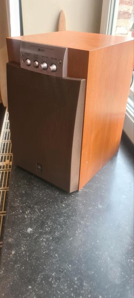 SuBwooFer YAMAHA yst-sw105  TOPCONDITIE. 160€, TV, Hi-fi & Vidéo, Enceintes, Comme neuf, Subwoofer, 120 watts ou plus, Autres marques