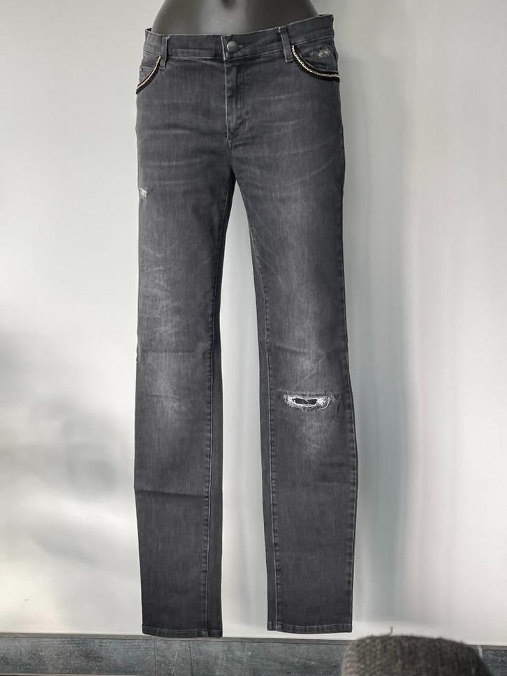 Jeans van Xandres (28) !, Kleding | Dames, Spijkerbroeken en Jeans, Zo goed als nieuw, W28 - W29 (confectie 36), Grijs, Verzenden
