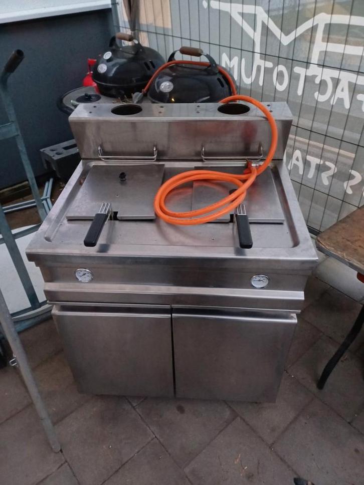 Friteuse à gaz 2 x 12L, Articles professionnels, Horeca | Équipement de cuisine, Utilisé, Enlèvement