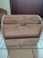 Porte-journaux en osier, Enlèvement