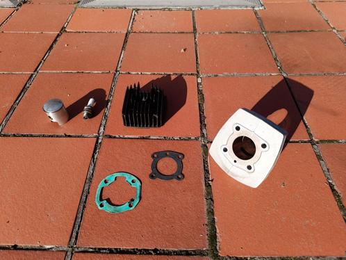 Honda wallaroo - 50cc Airsal cilinderkit, Fietsen en Brommers, Brommers | Tuning en Styling, Ophalen of Verzenden