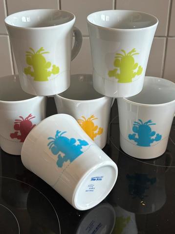 6 Koffietassen Yuppie met schrijfruimte beschikbaar voor biedingen