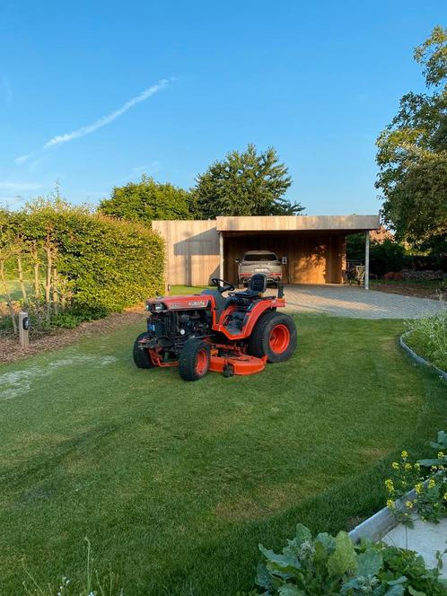 GEZOCHT: Kubota B2100 onderdelen, Zakelijke goederen, Landbouw | Tractoren, Ophalen