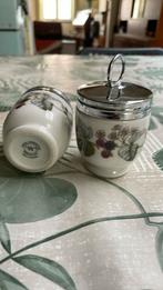 2 identieke egg coddlers royal Worcester porcelain, Ophalen of Verzenden
