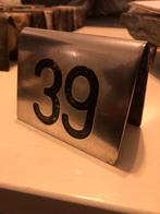 Tafelnummers verzilverd, Hobby en Vrije tijd, Feestartikelen, Ophalen, Gebruikt, Feestartikel