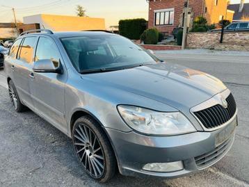 SKODA OCTAVİA 1.6TDİ 105CV GPS XÉNON AİRCO 2013MODEL EURO5 beschikbaar voor biedingen