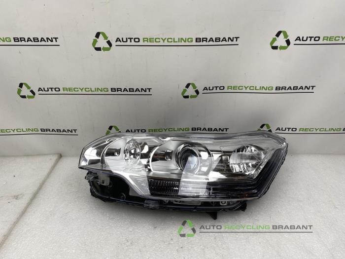 Phare droit d'un Citroen C5, Autos : Pièces & Accessoires, Éclairage, Utilisé, 3 mois de garantie, Enlèvement ou Envoi
