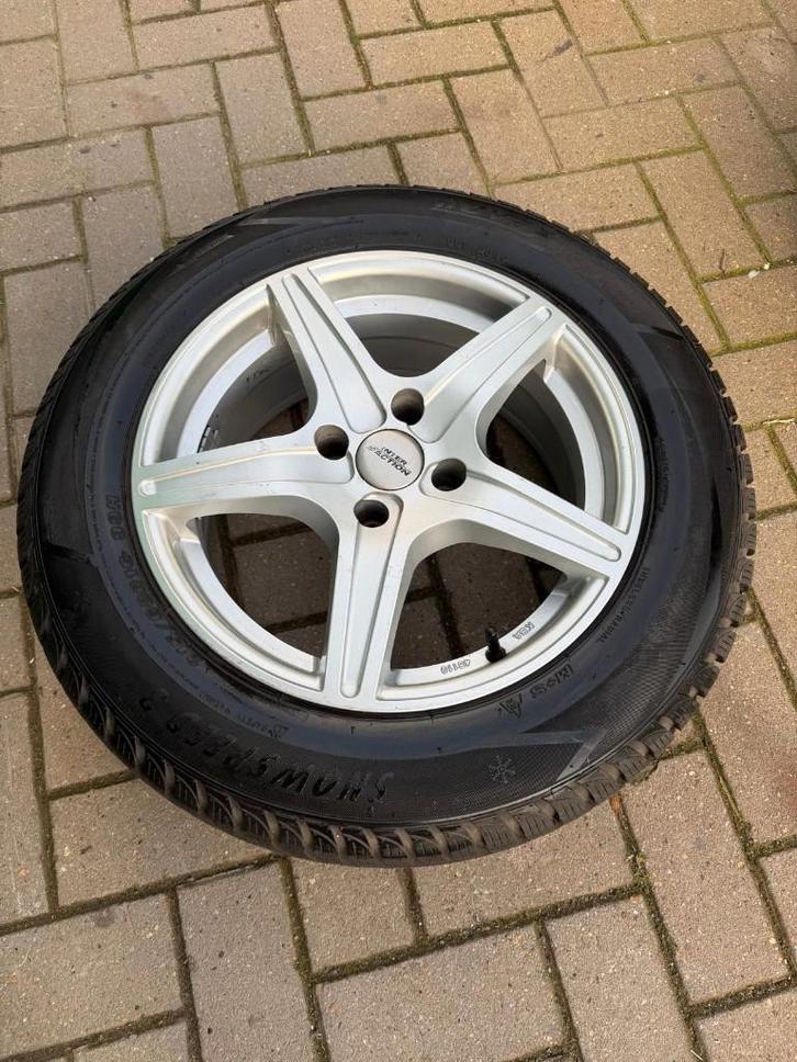 4 aluminium velgen met winterbanden, Auto-onderdelen, Banden en Velgen, Velg(en), Winterbanden, 16 inch, 215 mm, Personenwagen