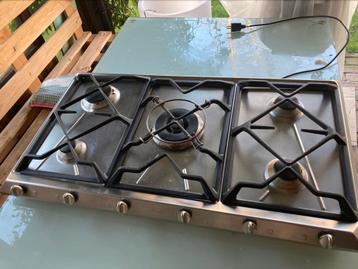 Fornuis op gas / inbouw/ smeg, Ophalen, Zo goed als nieuw