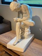 Levensgroot beeld jongen met doorn, Ophalen