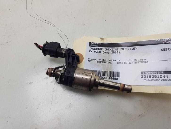 INJECTOR BRANDSTOF Volkswagen Polo VI (AW1) (|04E906036AE|), Auto-onderdelen, Brandstofsystemen, Volkswagen, Gebruikt