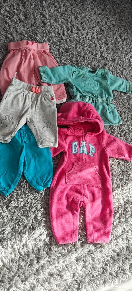 Grote zak met baby kledij, Kinderen en Baby's, Babykleding | Baby-kledingpakketten, Zo goed als nieuw, Maat 62, Ophalen