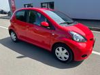 TOYOTA - AYGO - 45.000 Km - NIEUWSTAAT -, Auto's, Voorwielaandrijving, Stof, Zwart, 99 g/km