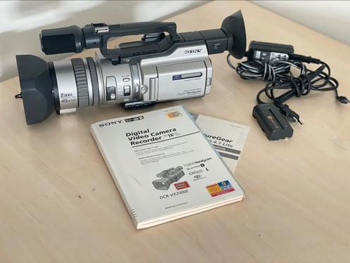 Sony VX2000 HDV Camcorder Mini DV Skater Compleet Als Nieuw, TV, Hi-fi & Vidéo, Caméscopes numériques, Comme neuf, Sony, Enlèvement ou Envoi